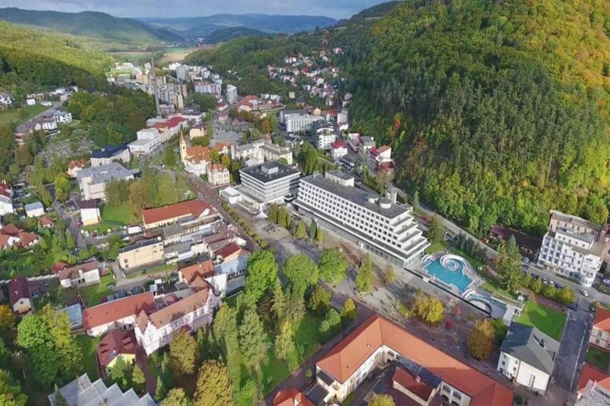 Hotel Adria Újtölgyes Kültér fotó