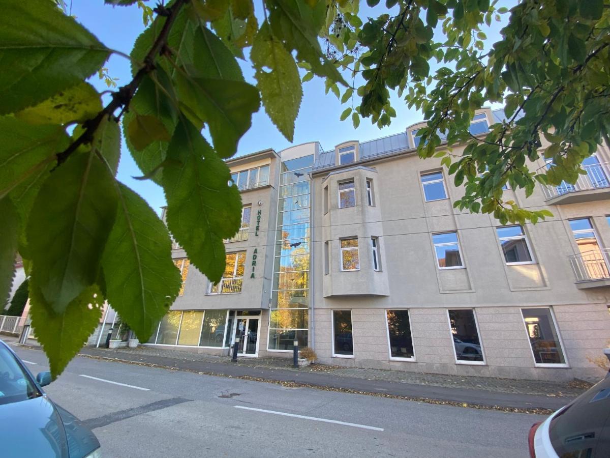 Hotel Adria Újtölgyes Kültér fotó