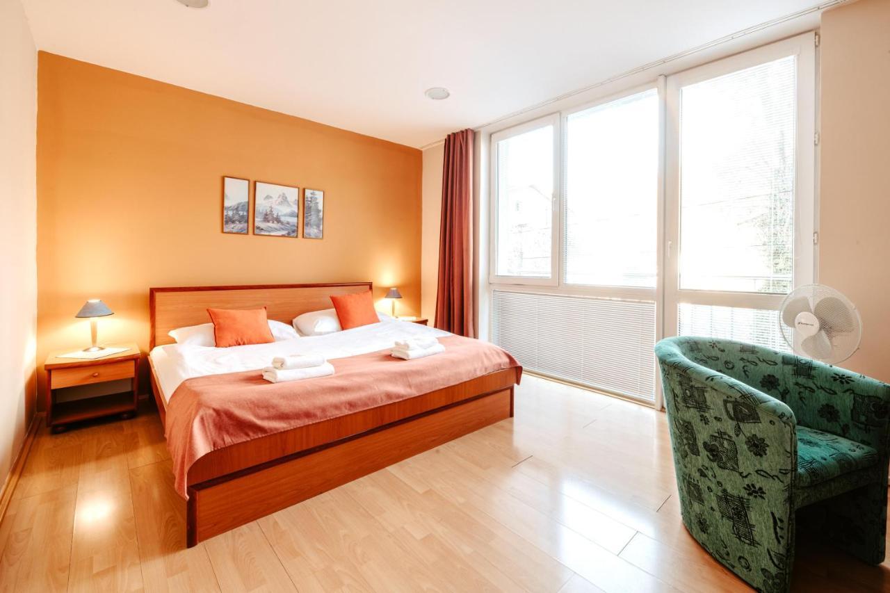 Hotel Adria Újtölgyes Kültér fotó