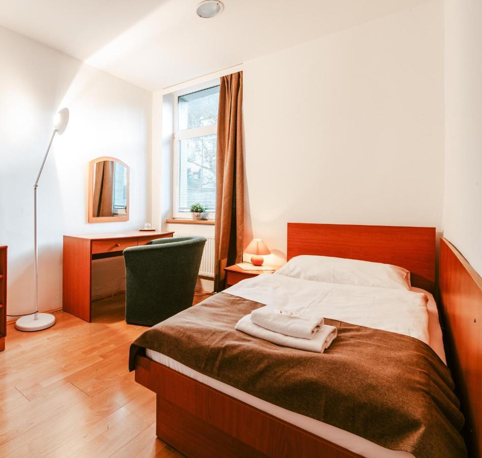 Hotel Adria Újtölgyes Kültér fotó
