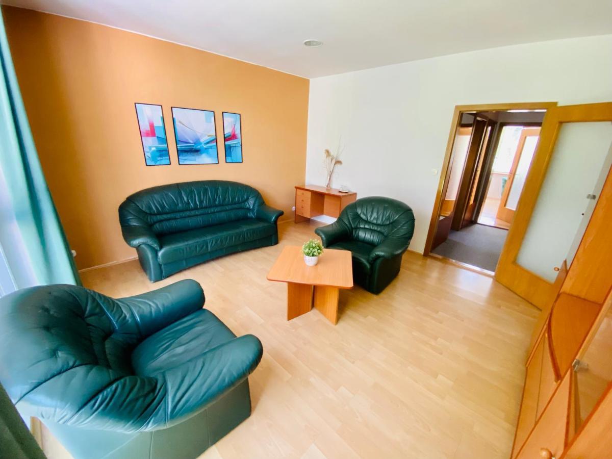 Hotel Adria Újtölgyes Kültér fotó