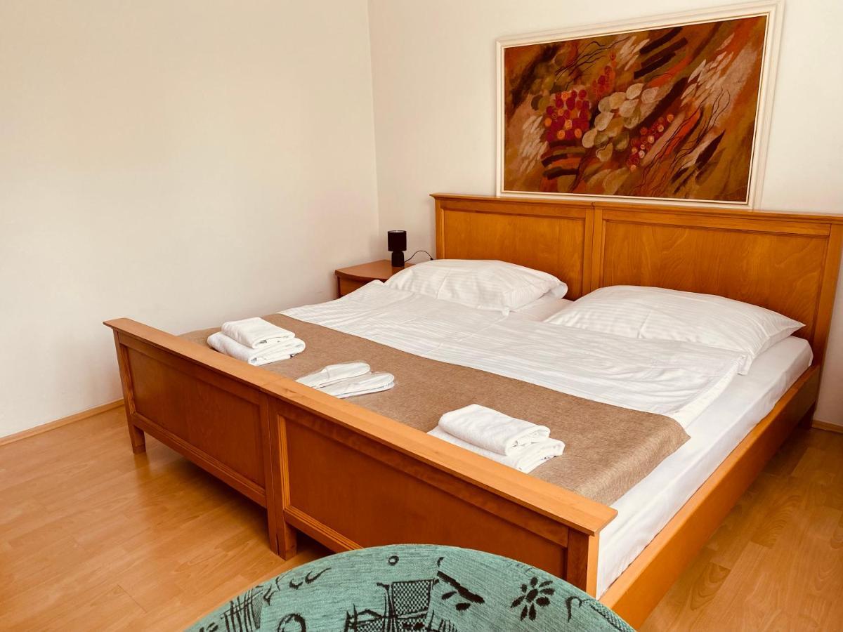 Hotel Adria Újtölgyes Kültér fotó